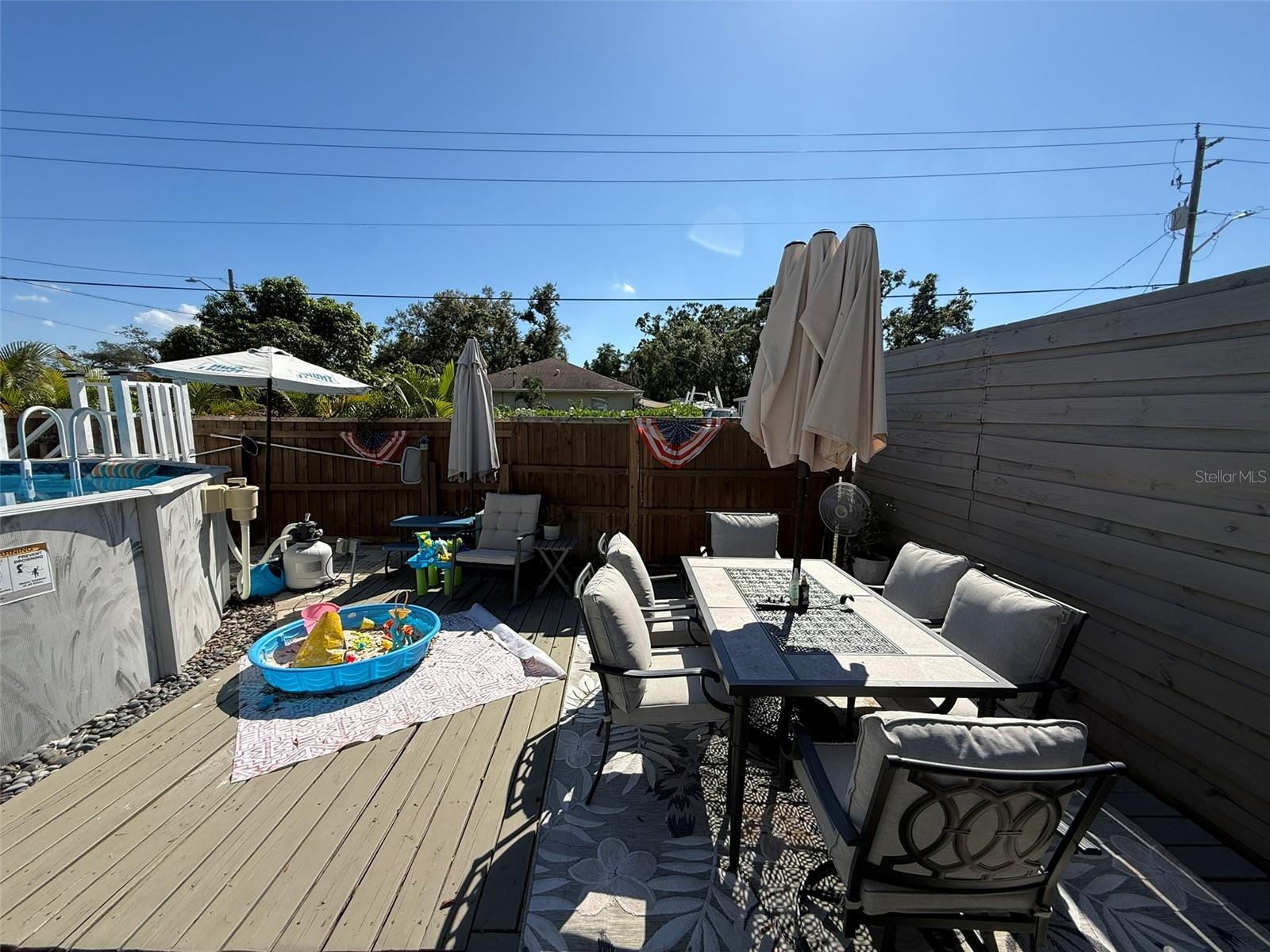 ROSEDALE MANOR - Residential