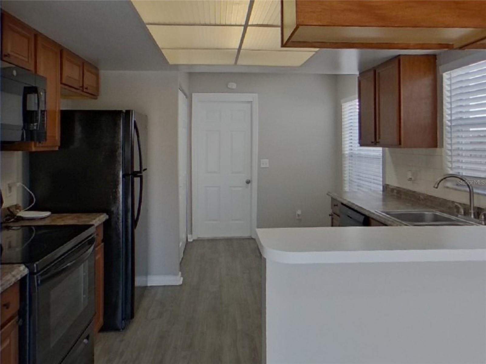 VALRICO MANOR UNIT 2 - Residential Lease