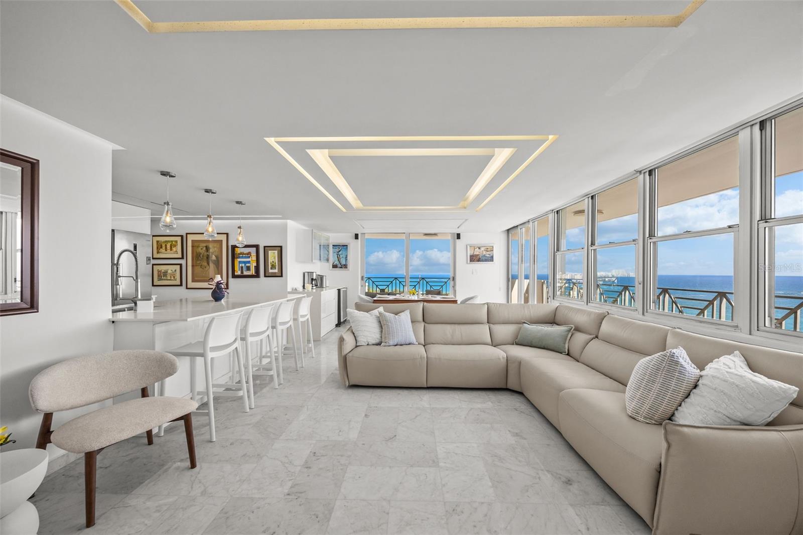 3001 AVENIDA ISLA VERDE 2204