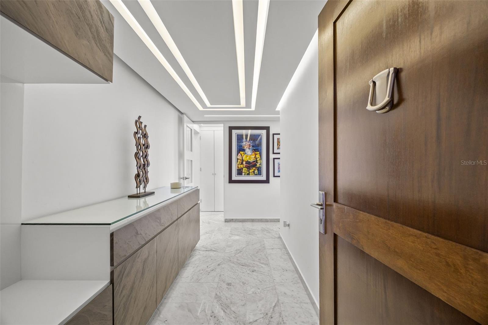 3001 AVENIDA ISLA VERDE 2204