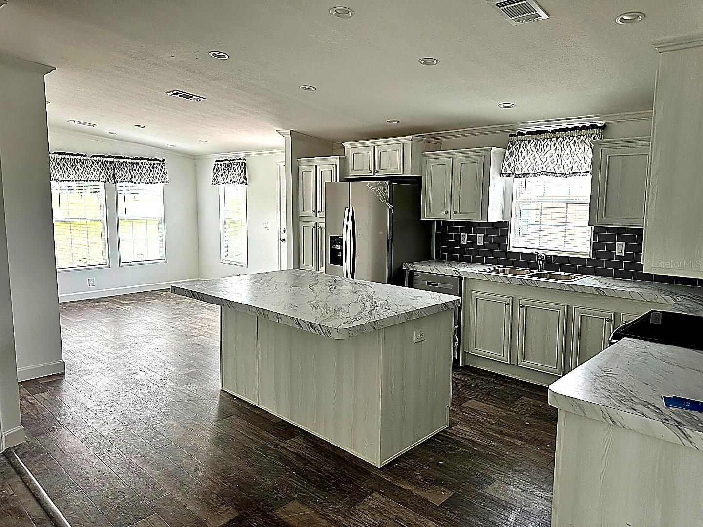 ZELLWOOD STATION COOP MH PARK - Residential