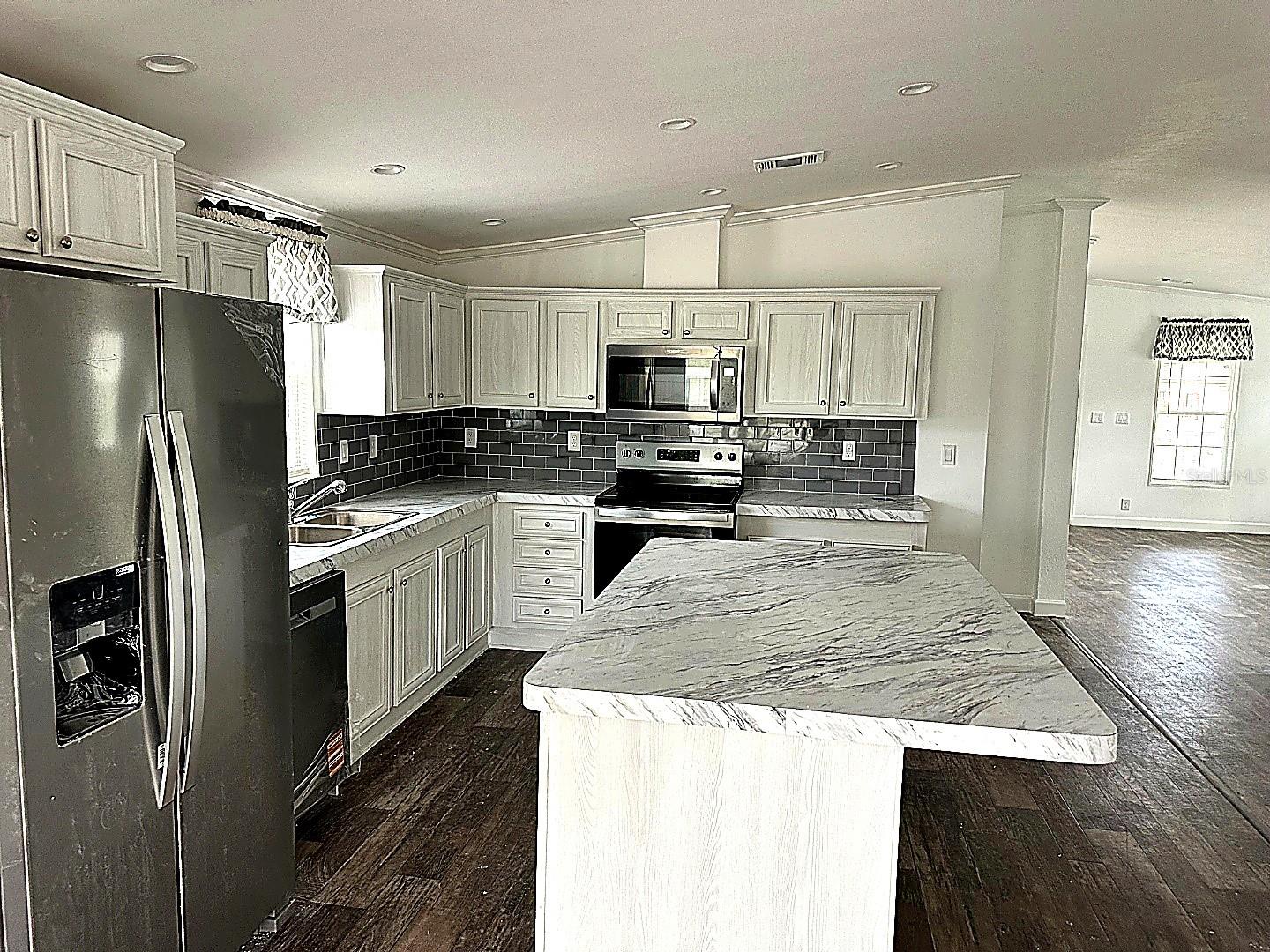ZELLWOOD STATION COOP MH PARK - Residential