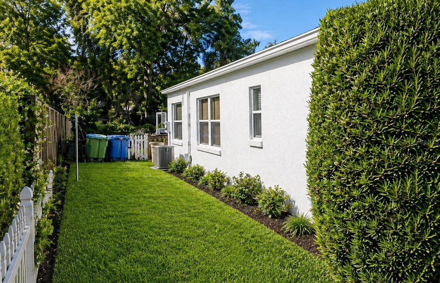 CHARMONT - Residential