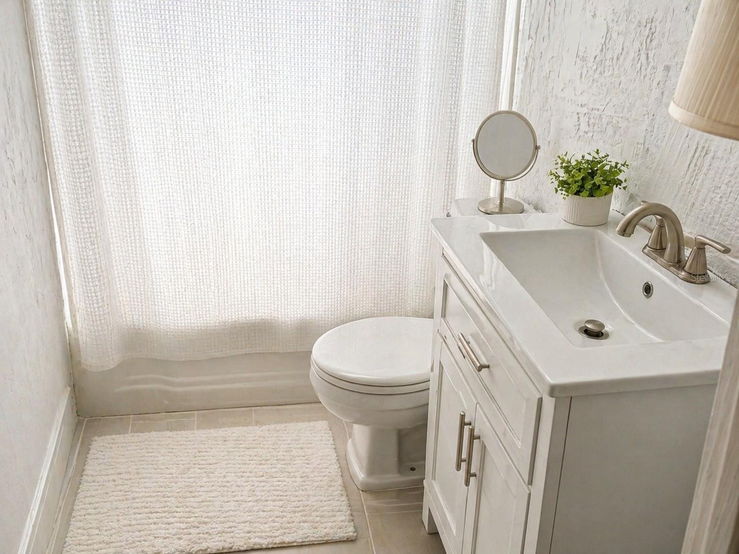 CHARMONT - Residential