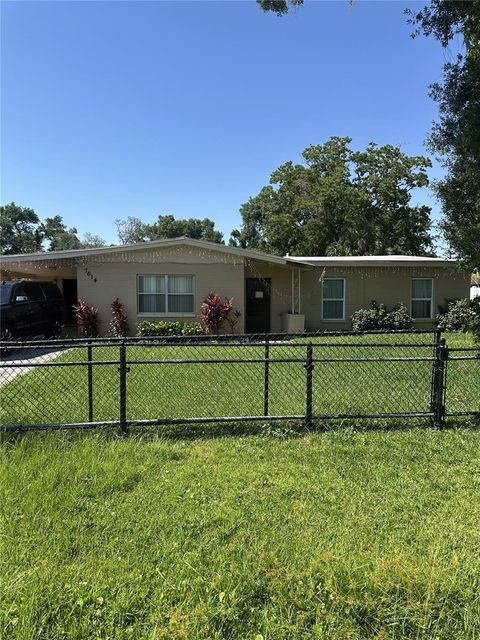 7614 35TH AVENUE S TAMPA FL 33619