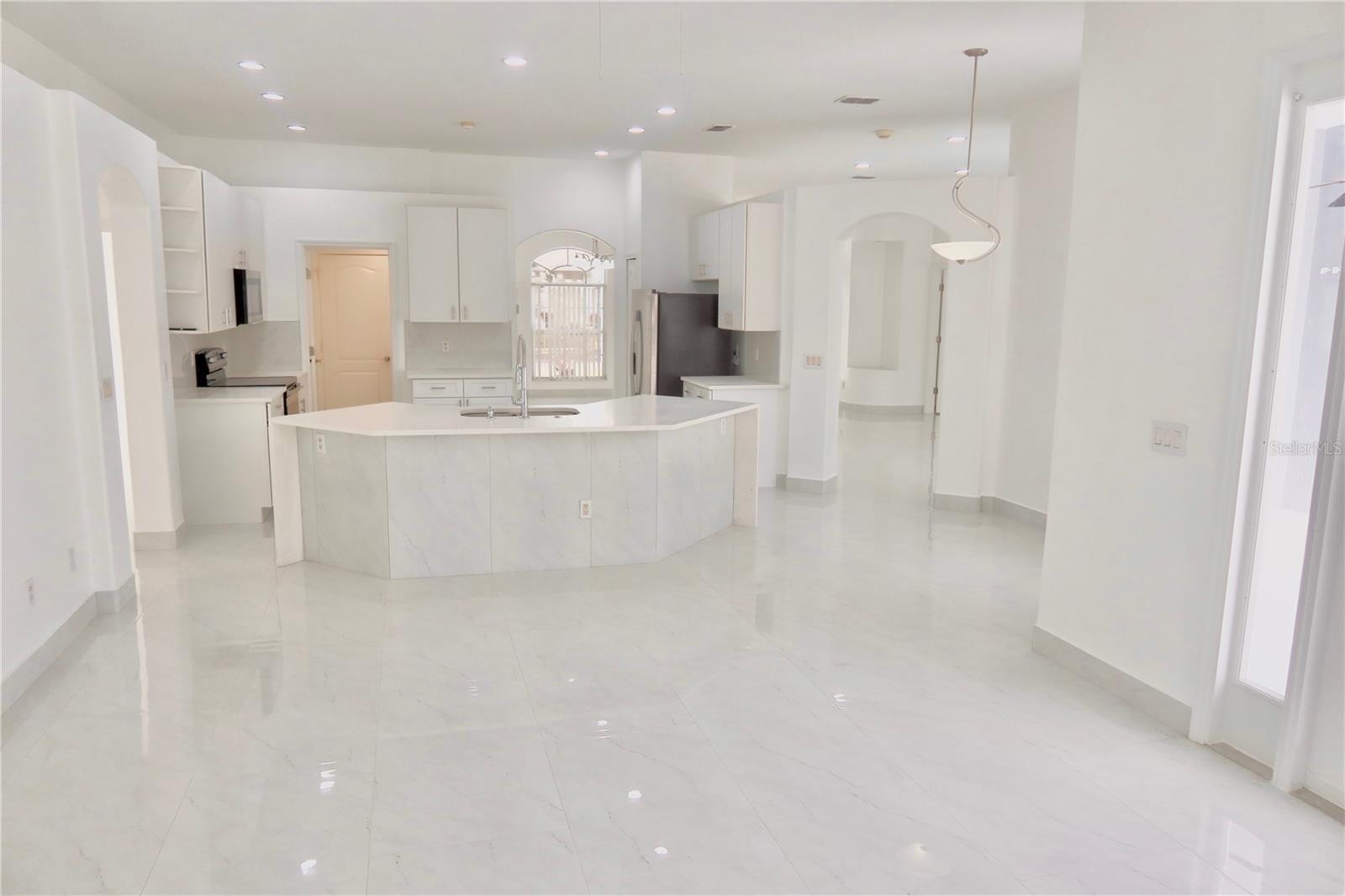 SAND LAKE COVE PH 02 - Residential Lease