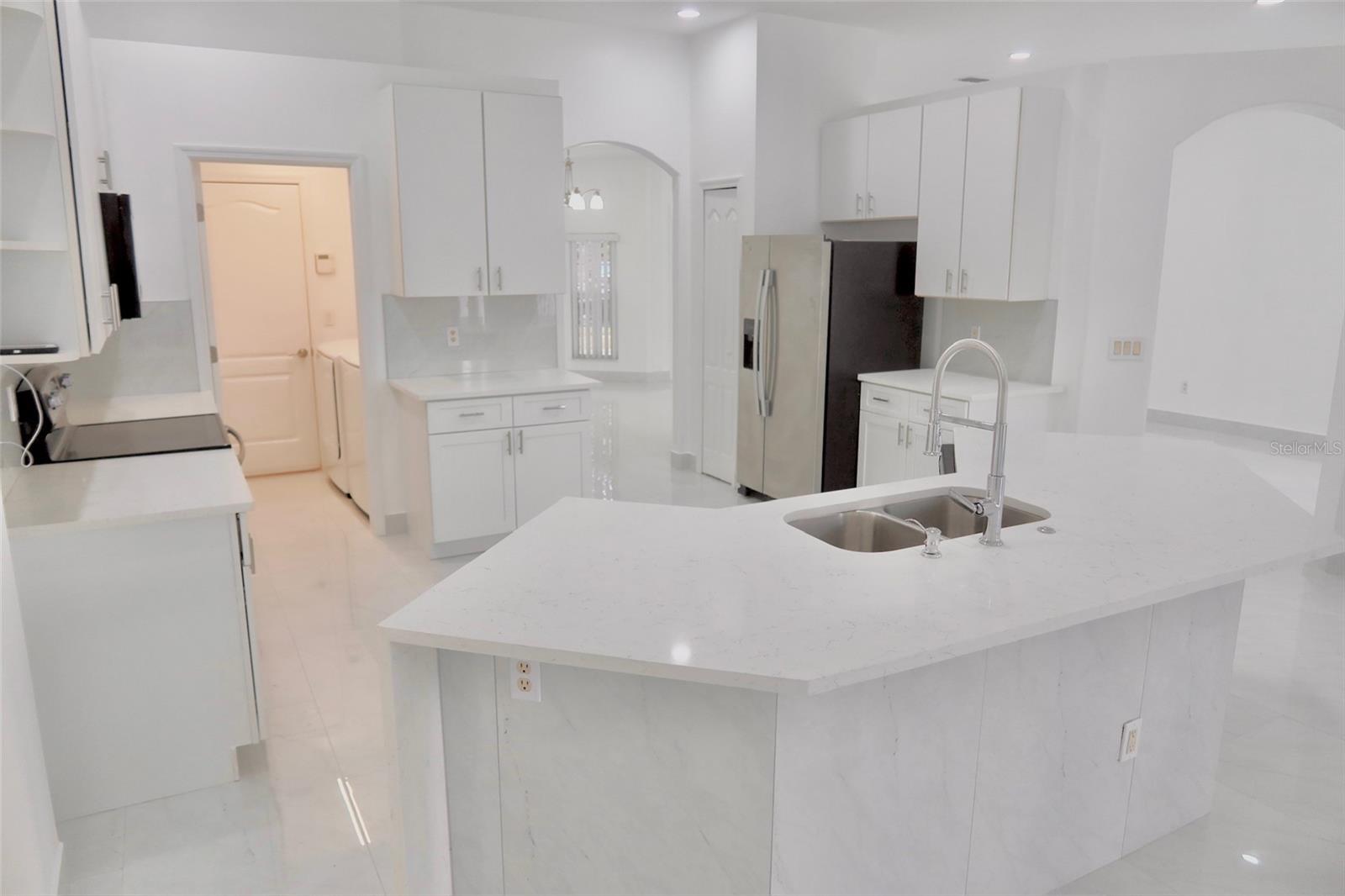 SAND LAKE COVE PH 02 - Residential Lease