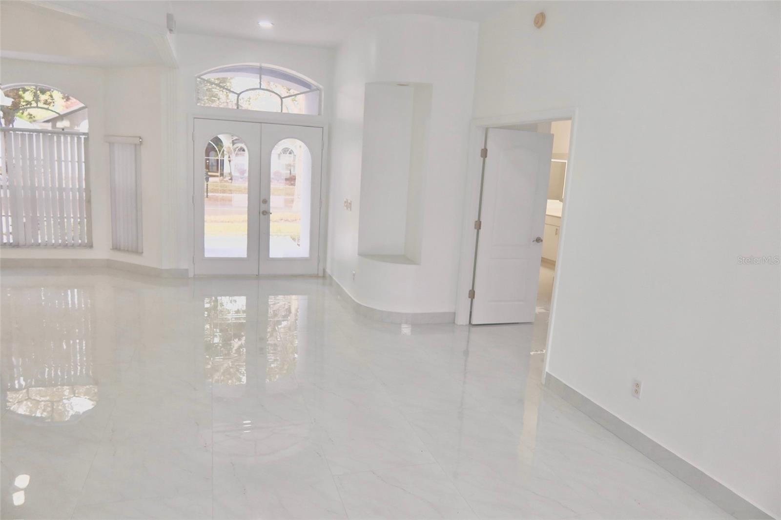 SAND LAKE COVE PH 02 - Residential Lease