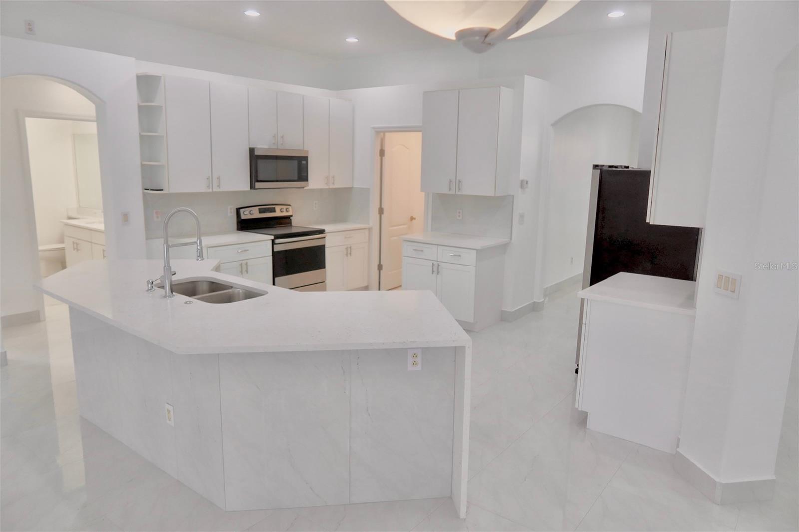 SAND LAKE COVE PH 02 - Residential Lease