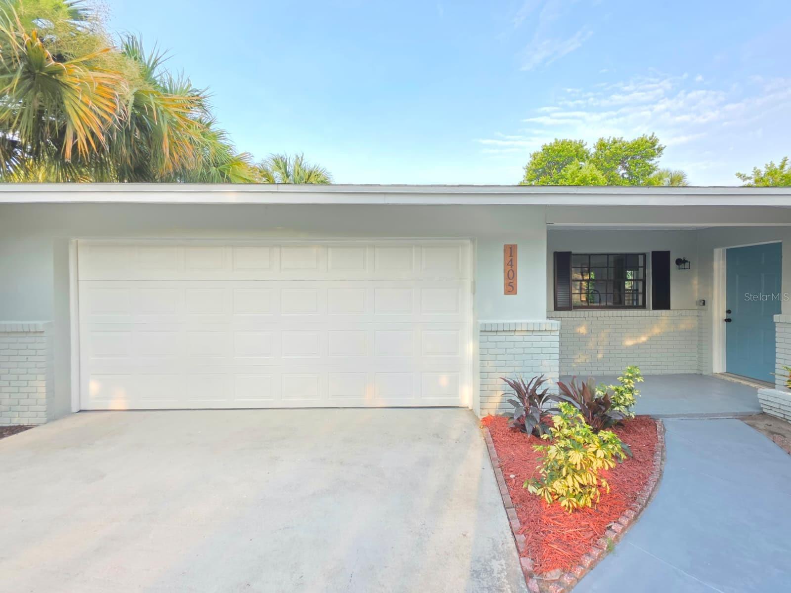 1405 COUNTRY CLUB BOULEVARD