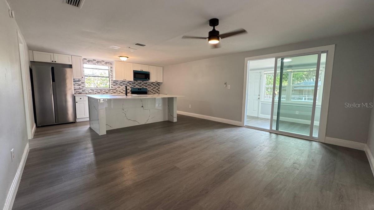 LAKE SHORE PARK - Residential
