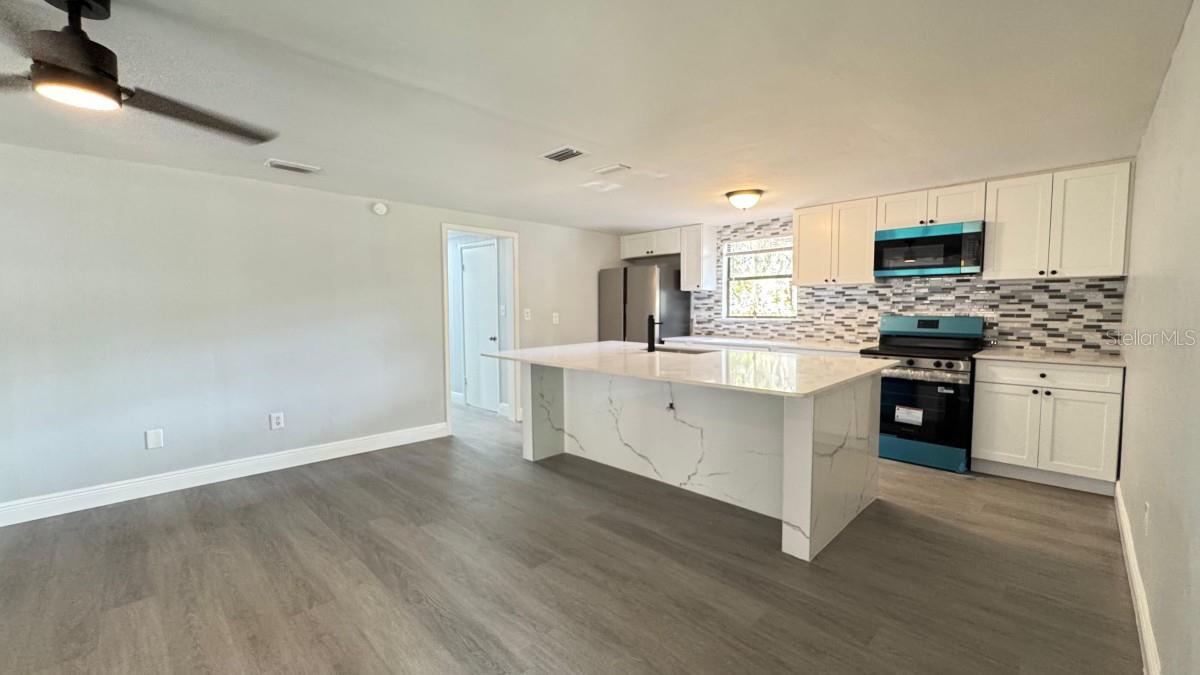 LAKE SHORE PARK - Residential