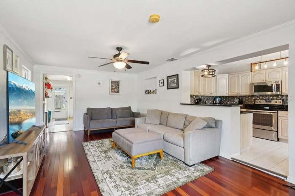 Photo of 4502 S Hale Avenue, Tampa, FL 33611 (MLS # TB8431698)