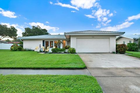 A home in SEMINOLE