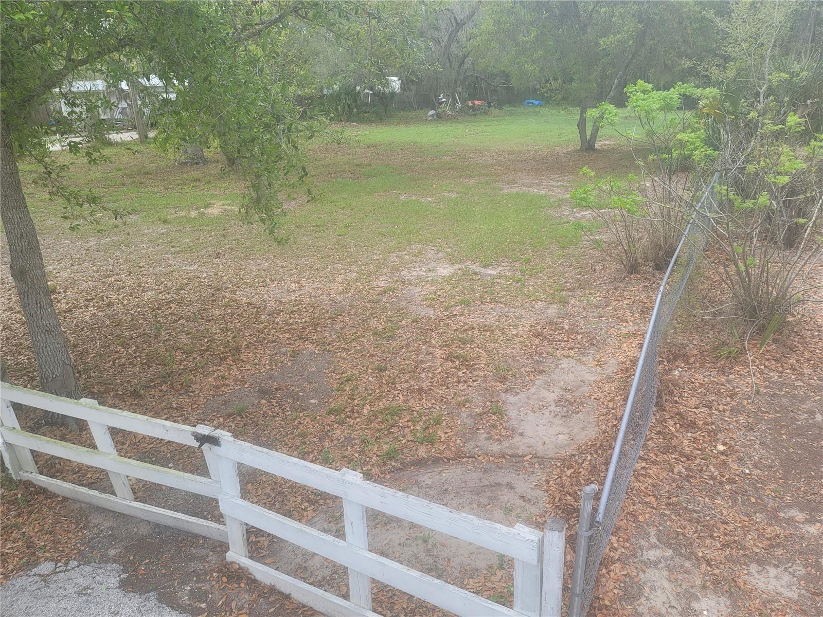 BEAR CREEK ESTATES - Land