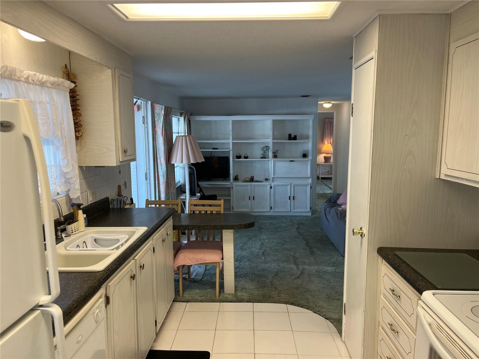 VENICE ISLE - Residential