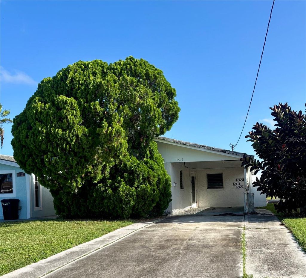 Photo of 4527 Floramar Terrace, New Port Richey, FL 34652 (MLS # TB8434001)