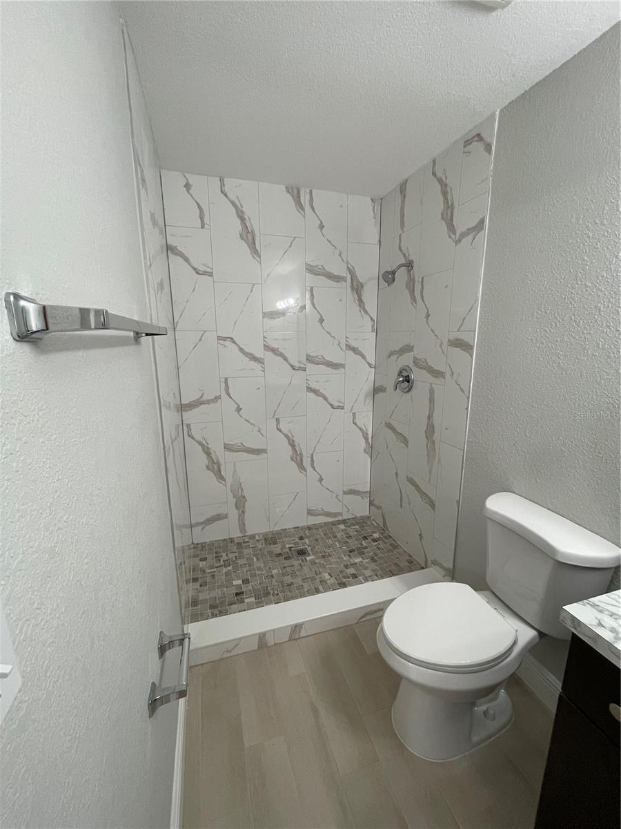 SHINGLE CREEK VILLAGE TERRACE - Residential Lease