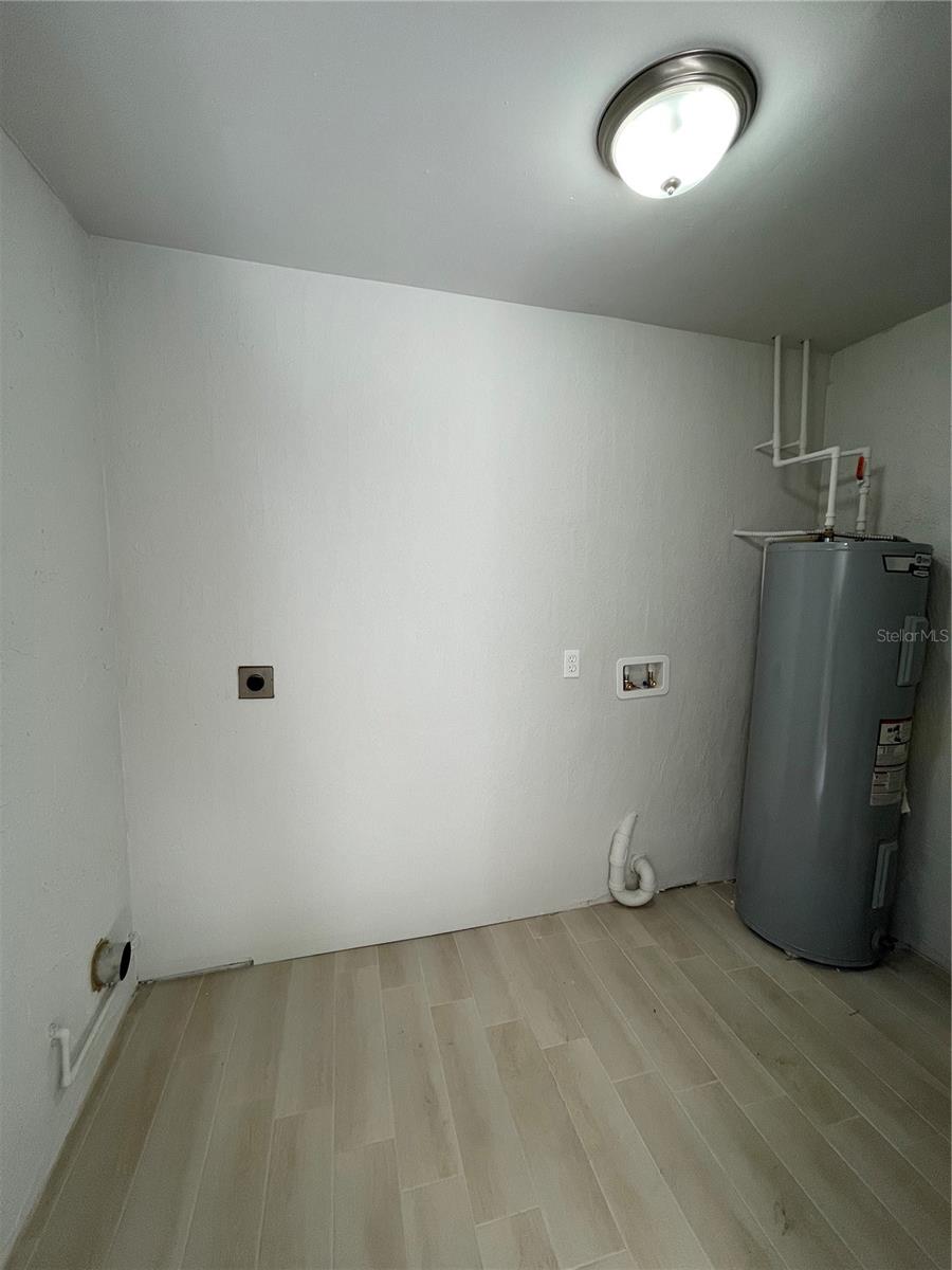 SHINGLE CREEK VILLAGE TERRACE - Residential Lease