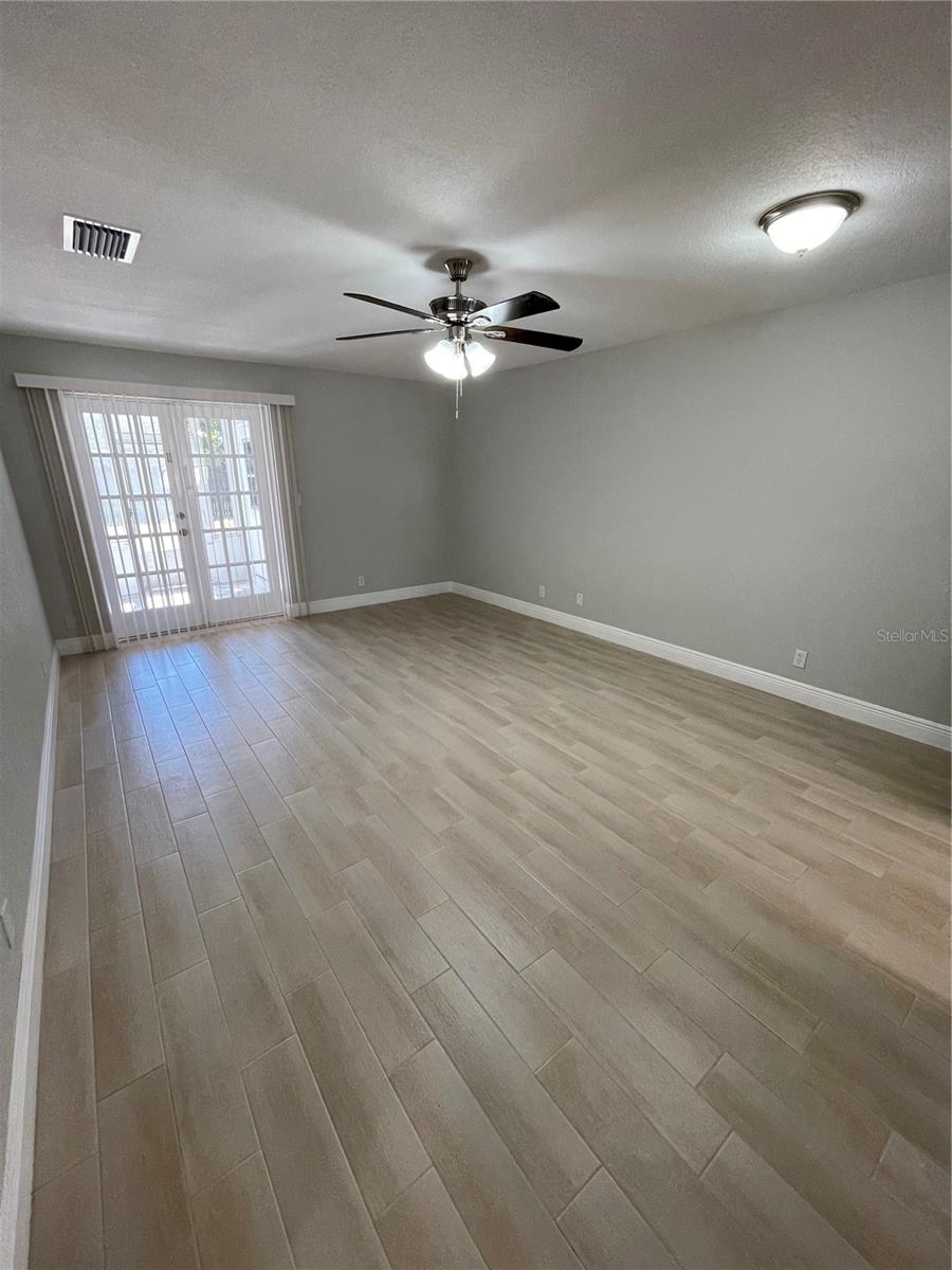 SHINGLE CREEK VILLAGE TERRACE - Residential Lease