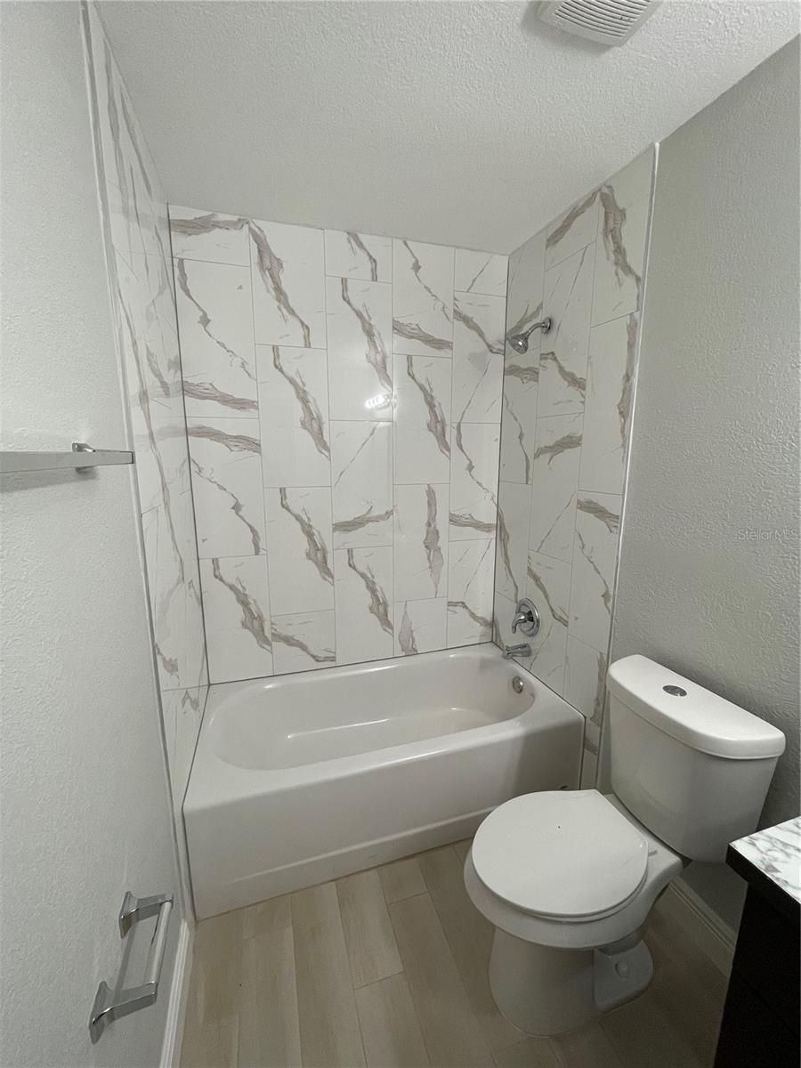 SHINGLE CREEK VILLAGE TERRACE - Residential Lease