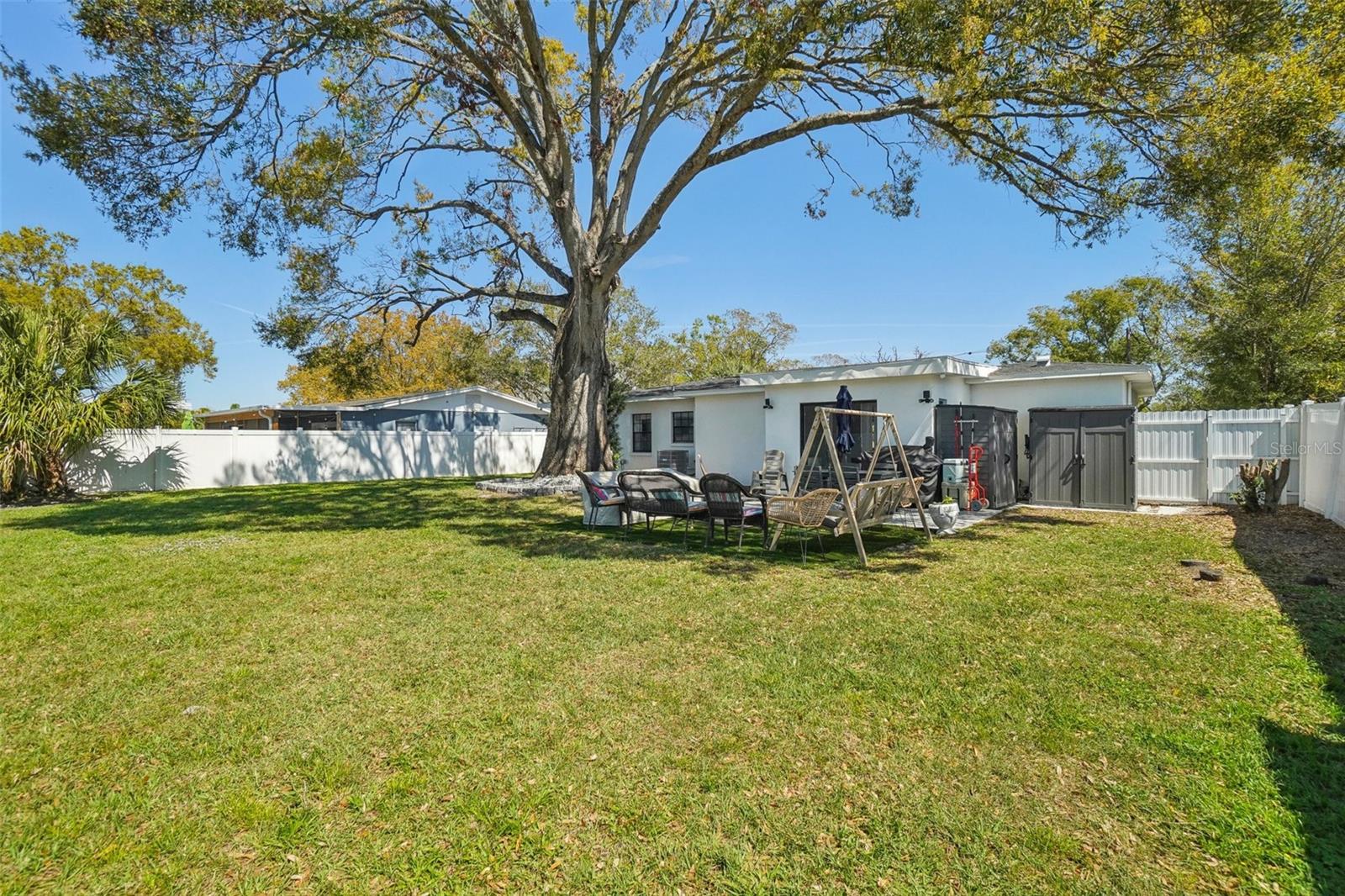 4335 S COOLIDGE AVENUE