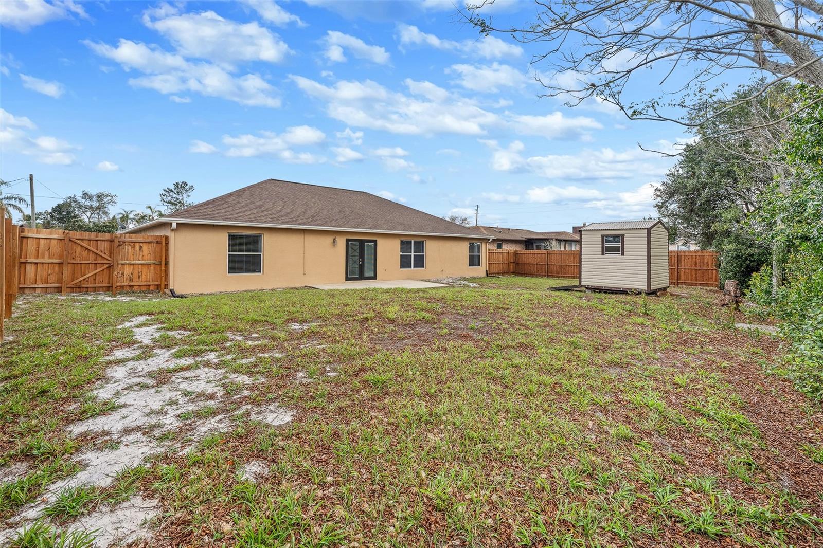 DELTONA LAKES UNIT 15 - Residential