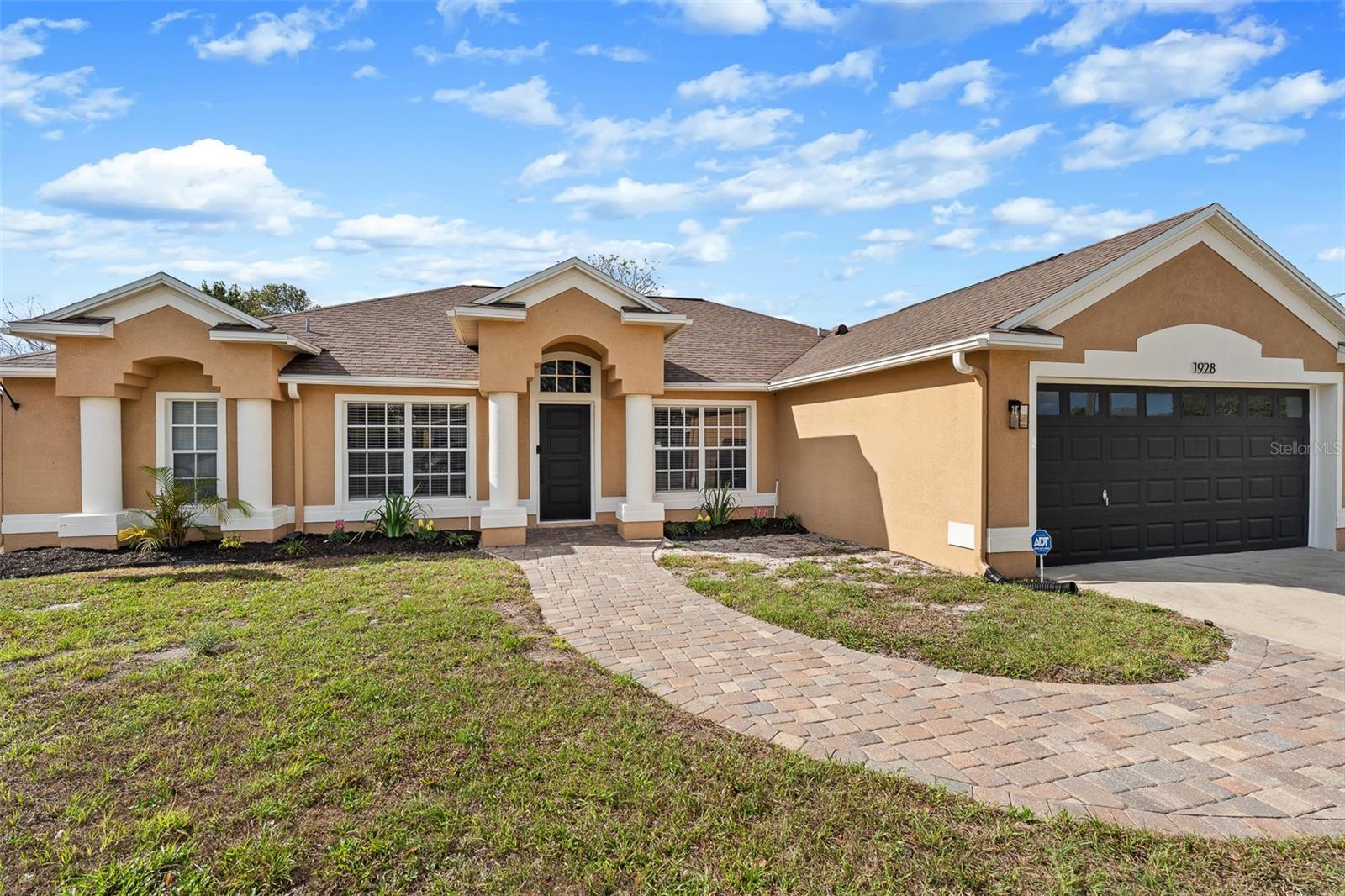 DELTONA LAKES UNIT 15 - Residential