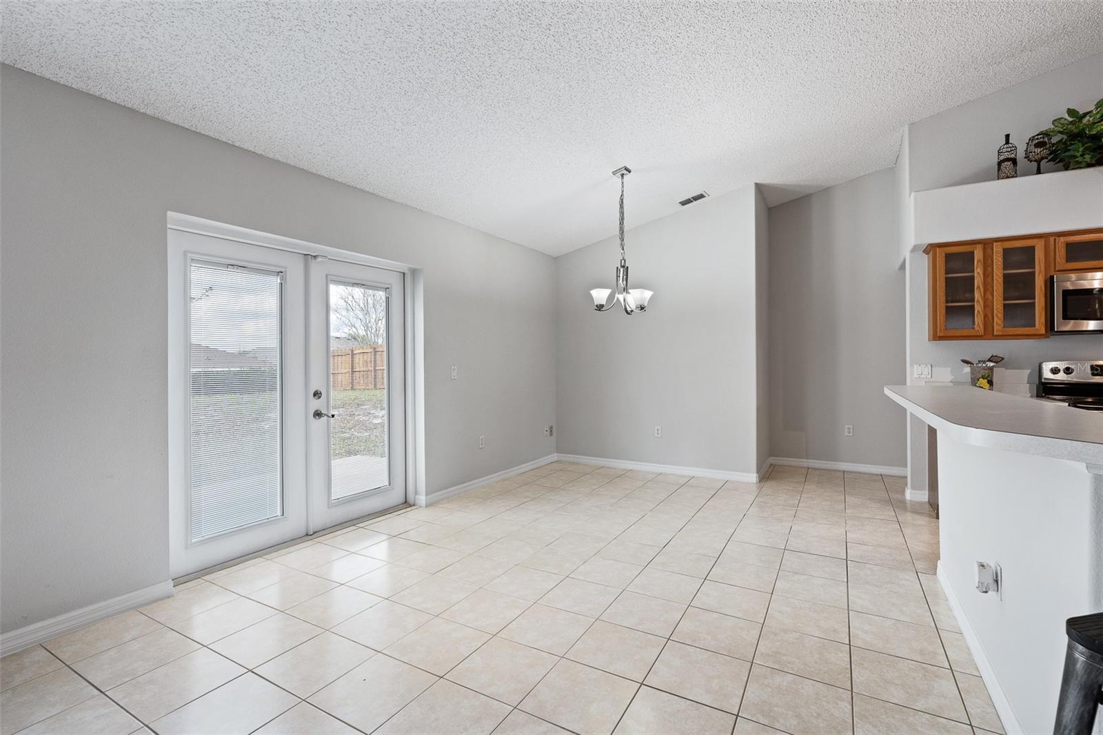 DELTONA LAKES UNIT 15 - Residential