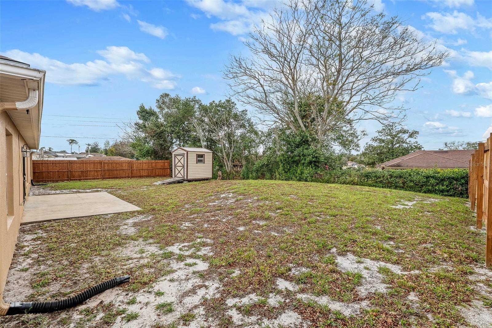 DELTONA LAKES UNIT 15 - Residential