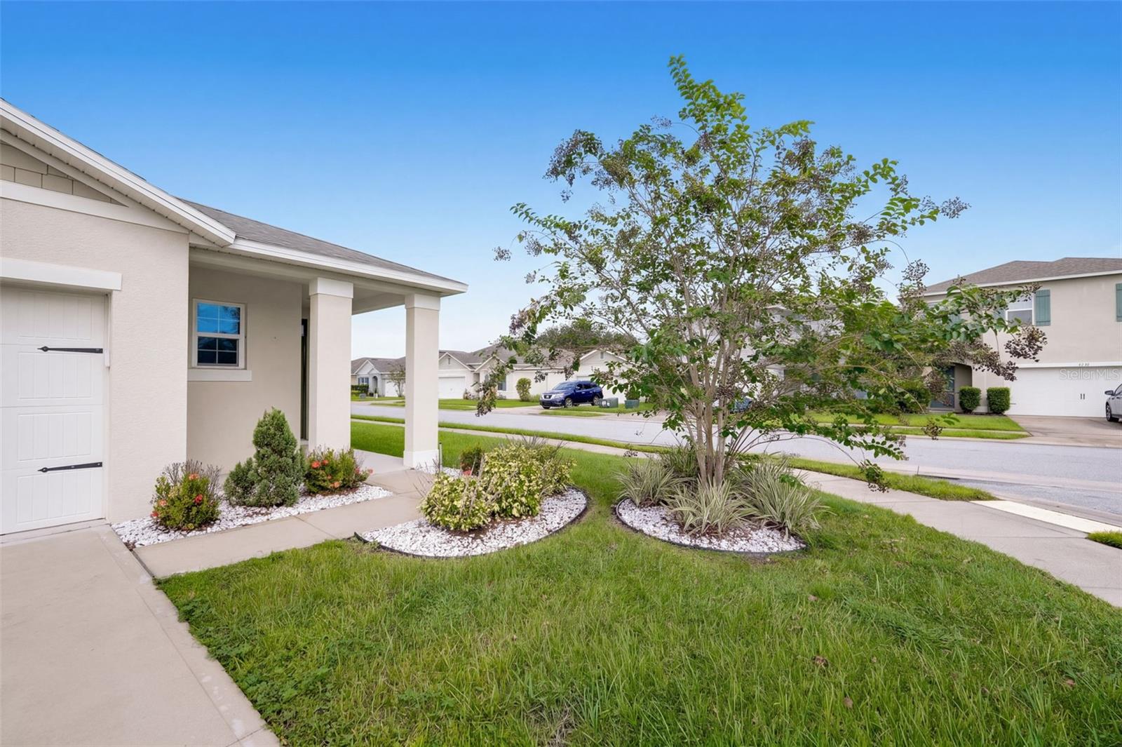 2415 BRASSIE COURT