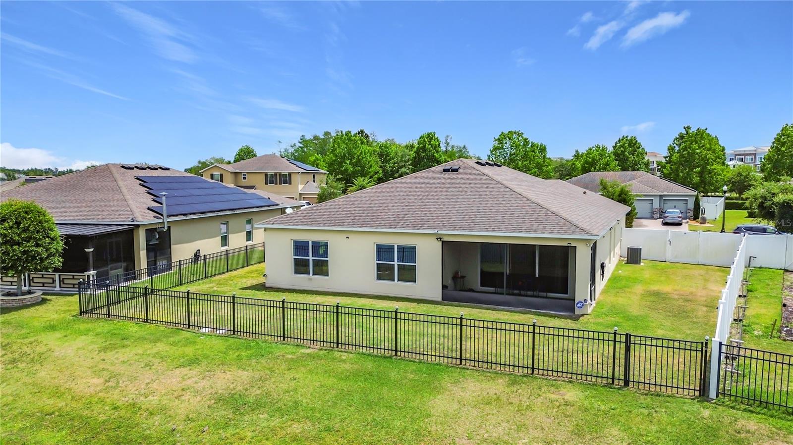 FIELDSTONE AT CYPRESS WOODS - Residential