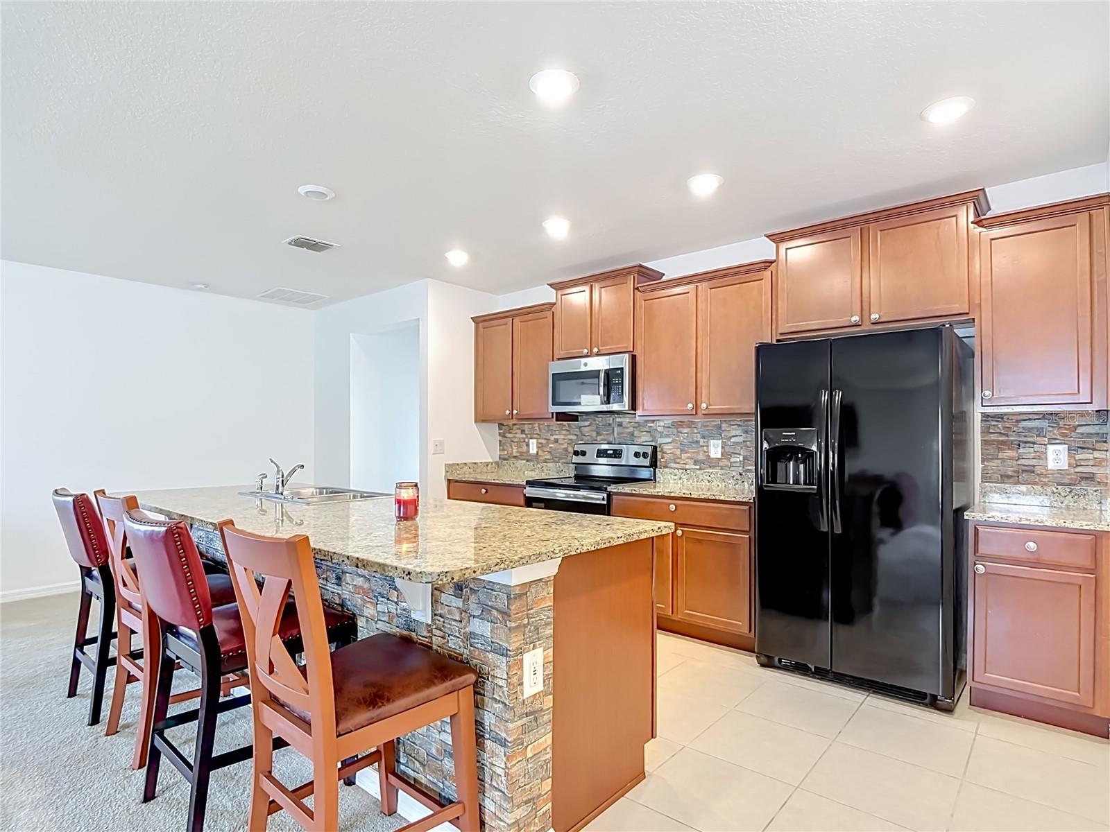 FIELDSTONE AT CYPRESS WOODS - Residential