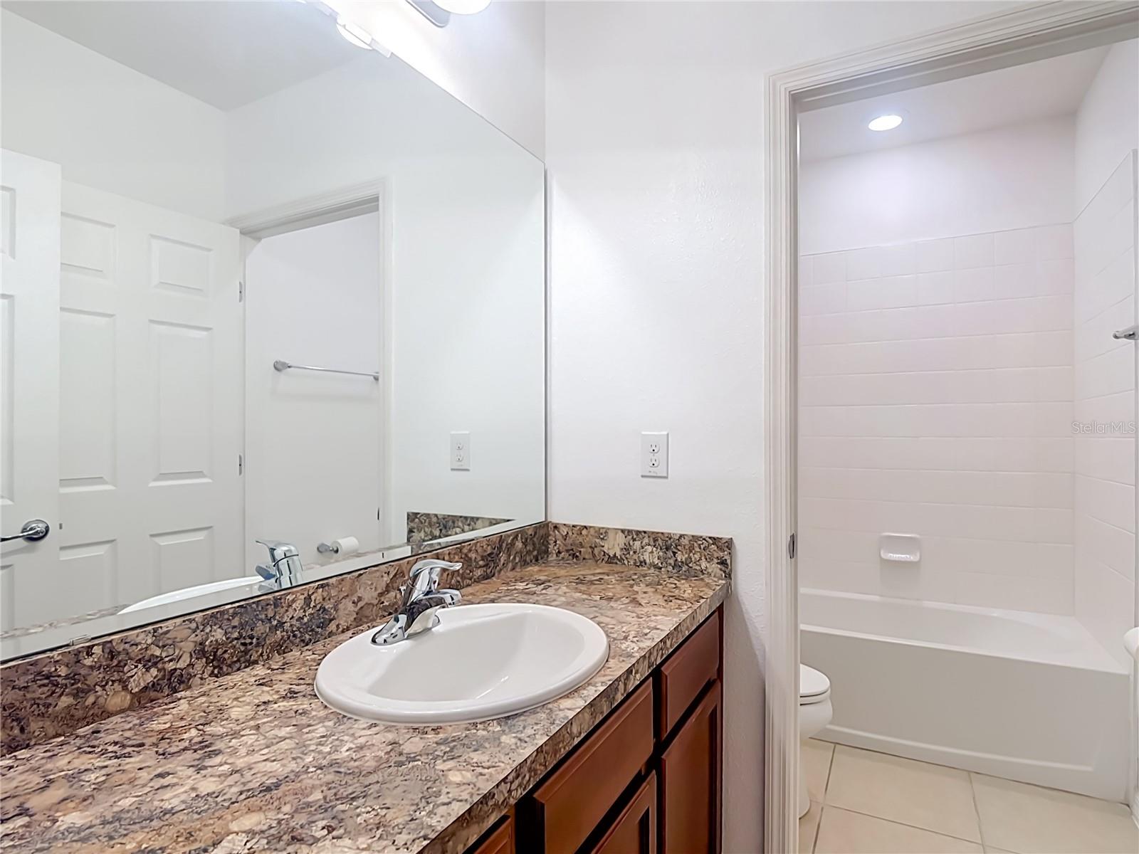 FIELDSTONE AT CYPRESS WOODS - Residential