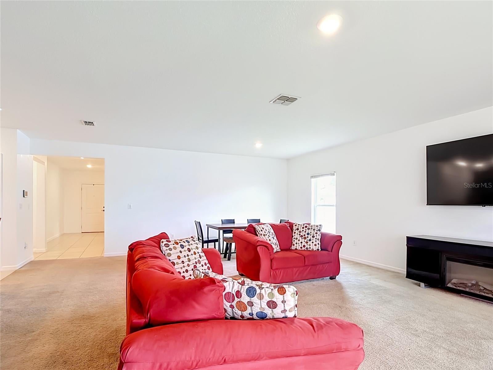 FIELDSTONE AT CYPRESS WOODS - Residential