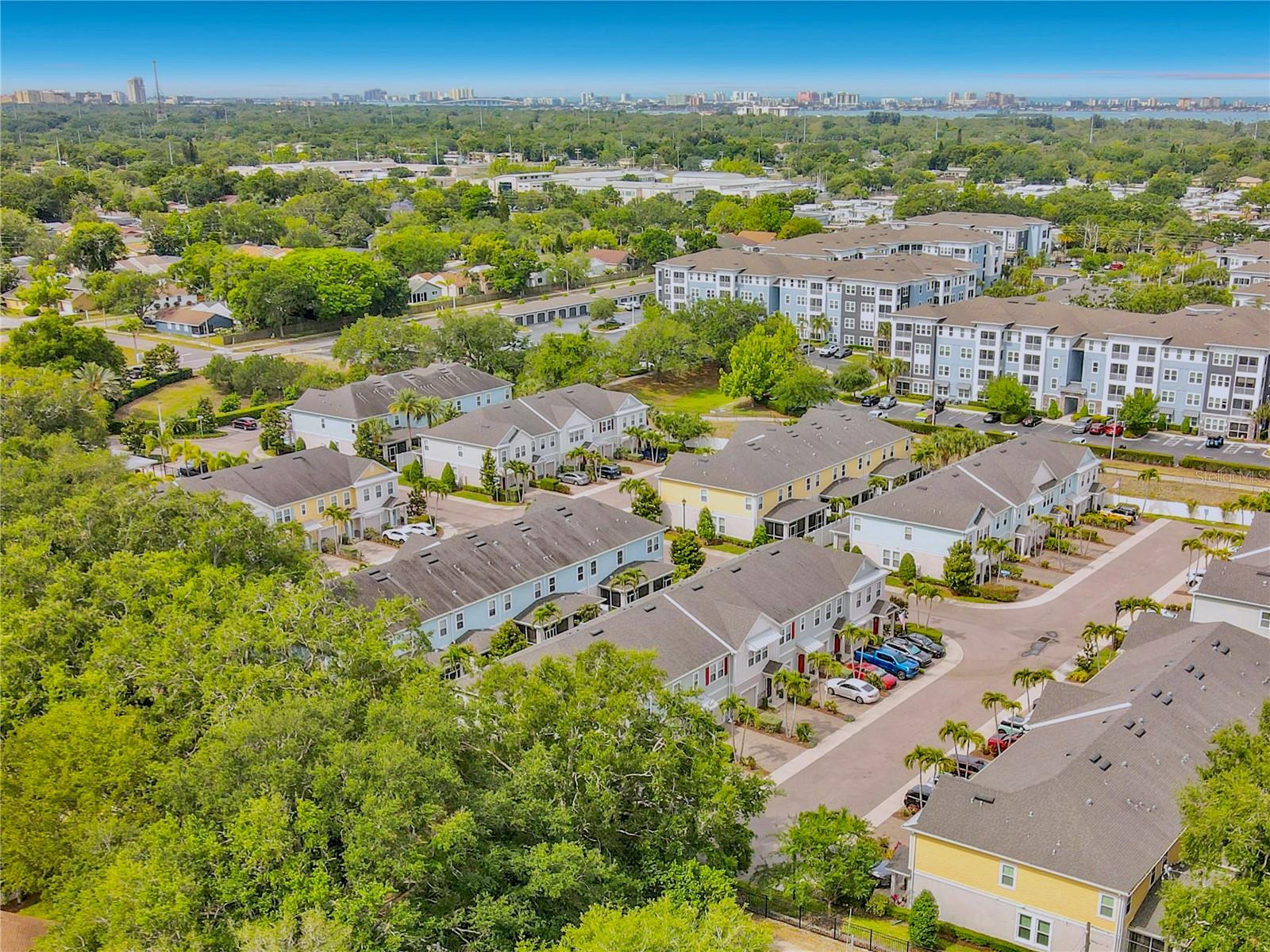 AQUA SOLIS - Residential
