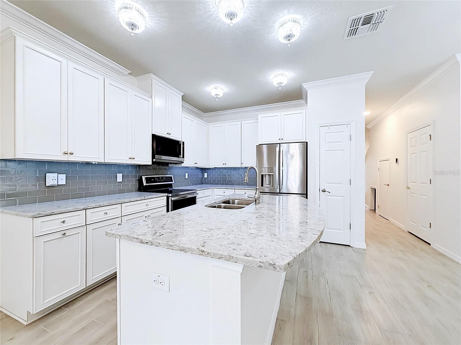 AQUA SOLIS - Residential