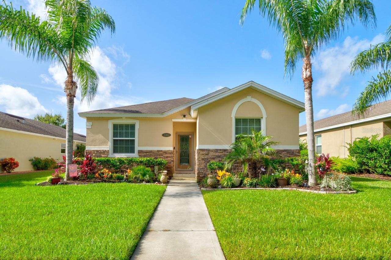 Welcome to this well-maintained 3 BR, 2 BA home in the highly desirable community of Venetian Bay in New Smyrna Beach. Inside, you'll find an open floor plan with high ceilings, large windows, and a sliding glass door that fills the home with natural light. Vinyl plank flooring extends through the main living areas, while cozy carpet adds warmth to the bedrooms. The spacious living and dining area flows into a well-equipped kitchen featuring hardwood raised-panel cabinetry, granite countertops, and stainless steel appliances. Recent updates include a new HVAC system (2024), fresh interior paint, recessed lighting in the kitchen and hallway, new ceiling fans, a front storm door, and upgraded flooring. A rear-entry 2-car garage preserves the home's clean curb appeal, while the fenced backyard, screened-in porch, updated landscaping, sprinkler system, and garage storage racks offer both comfort and practicality. Built with solid concrete block construction, this 1,476 sq ft home sits
directly across from a peaceful wooded common area.
Located just minutes from the Venetian Bay Town Center, you'll enjoy easy access to shopping, dining, a spa, golf course, and more.
Don't miss your chance to own a beautiful home in one of New Smyrna Beach's most sought-after communities!
All information is believed to be accurate but not guaranteed. Buyer to verify all details.