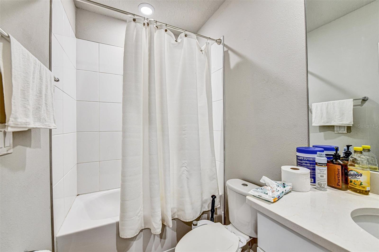 BRISTOL MDWS PH 1A & 1B - Residential