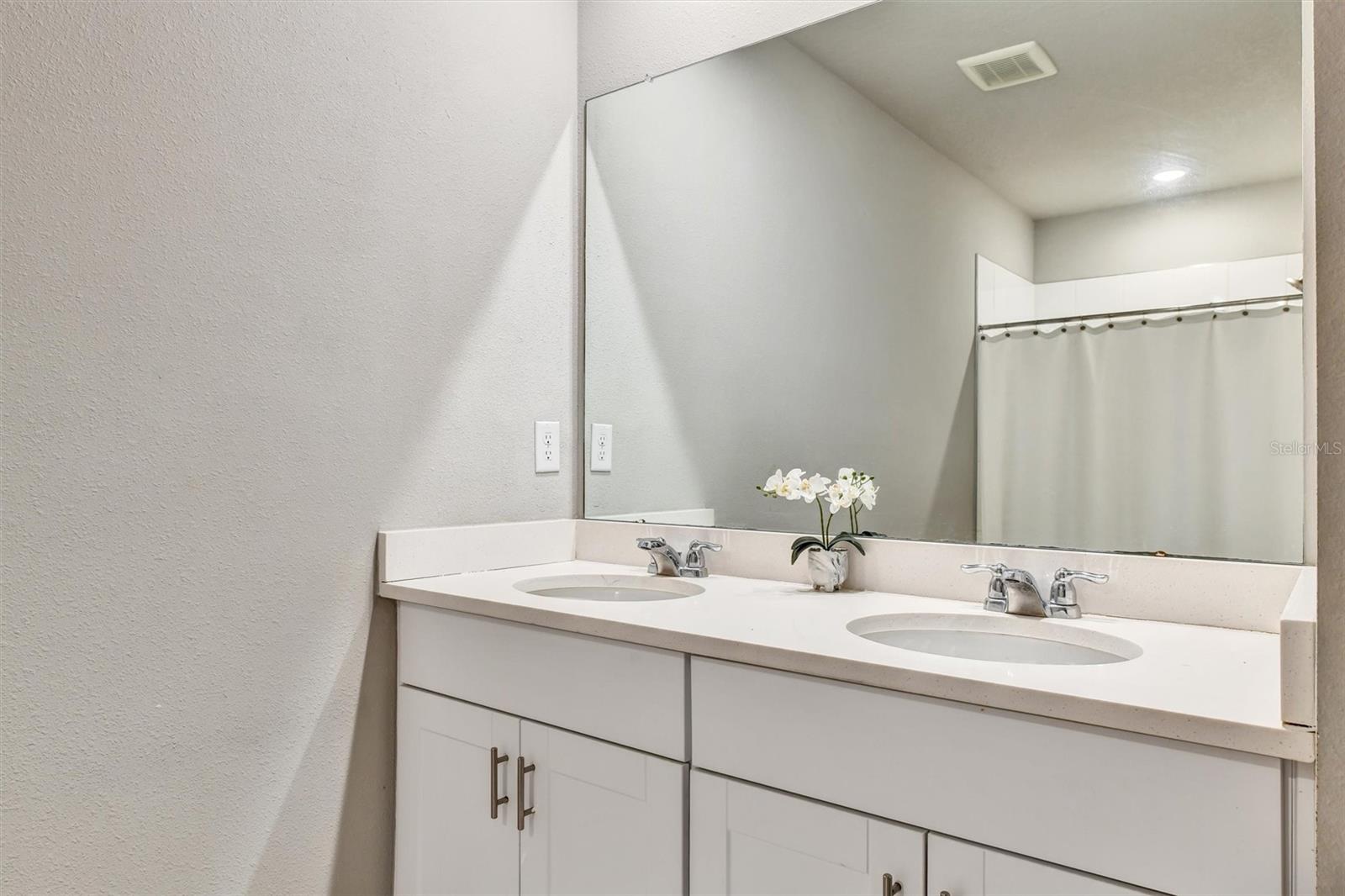 BRISTOL MDWS PH 1A & 1B - Residential