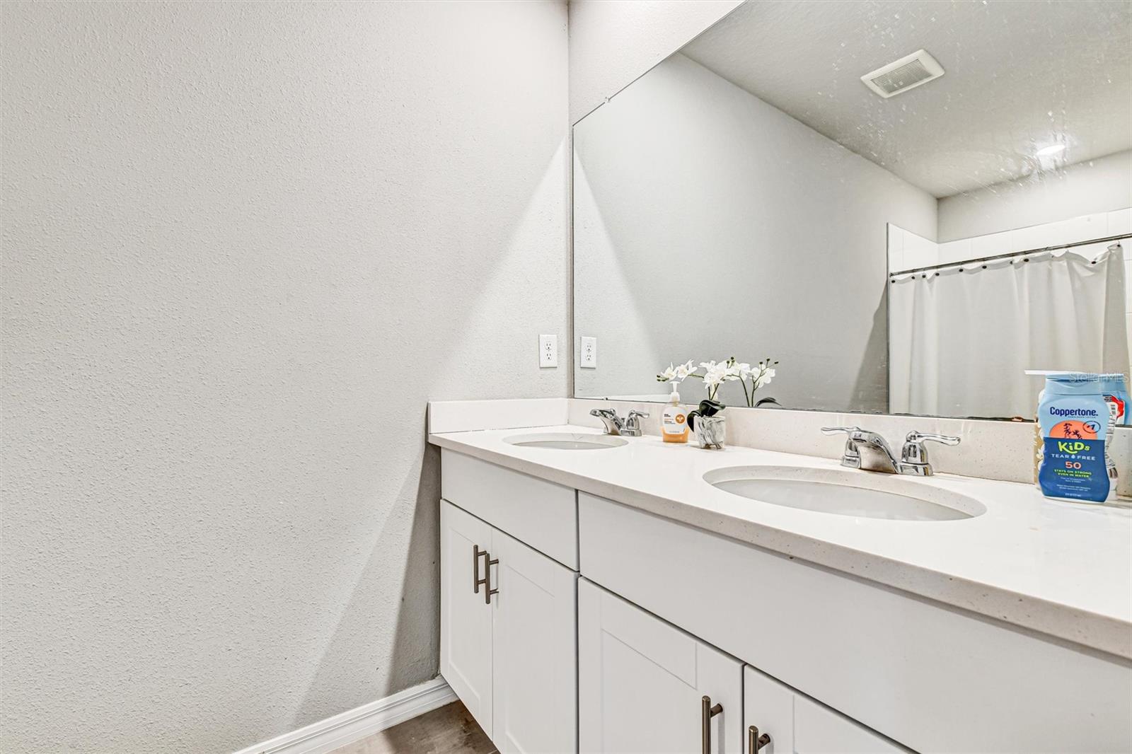 BRISTOL MDWS PH 1A & 1B - Residential