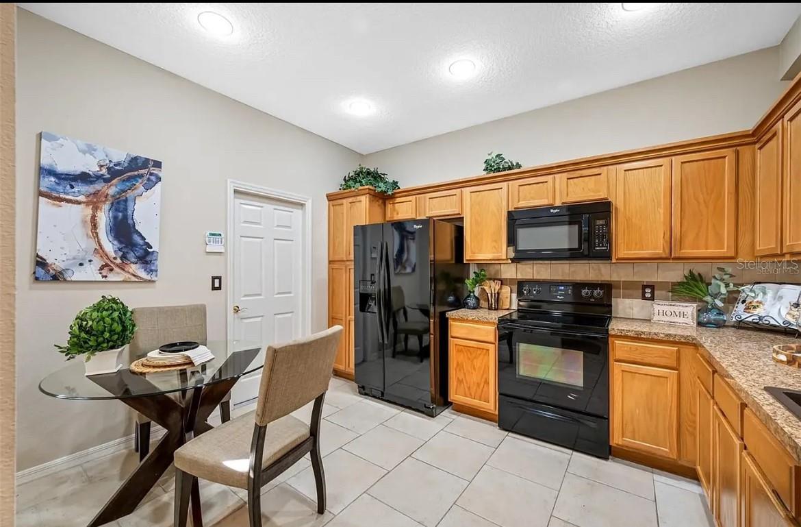 510 SPRING LAKE CIRCLE