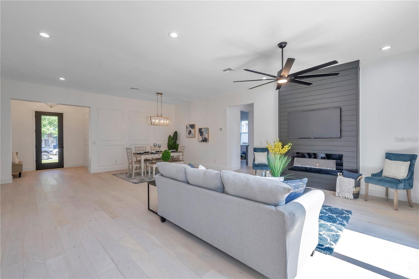 MANHATTAN MANOR REV - Residential