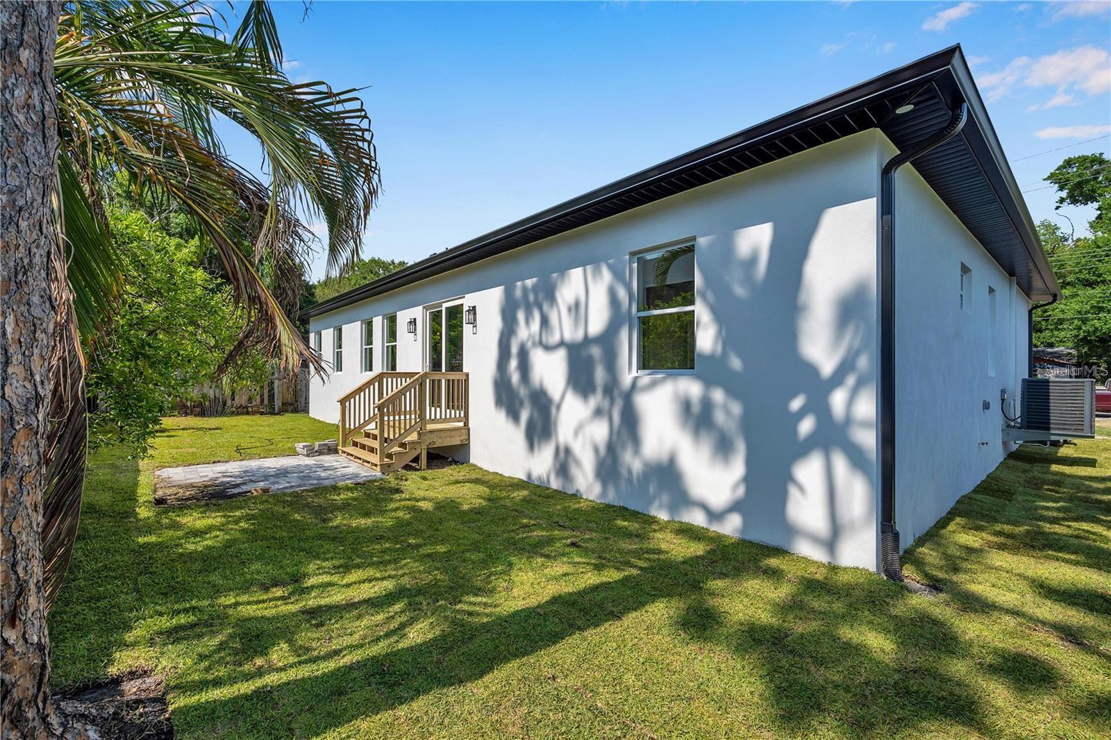 MANHATTAN MANOR REV - Residential