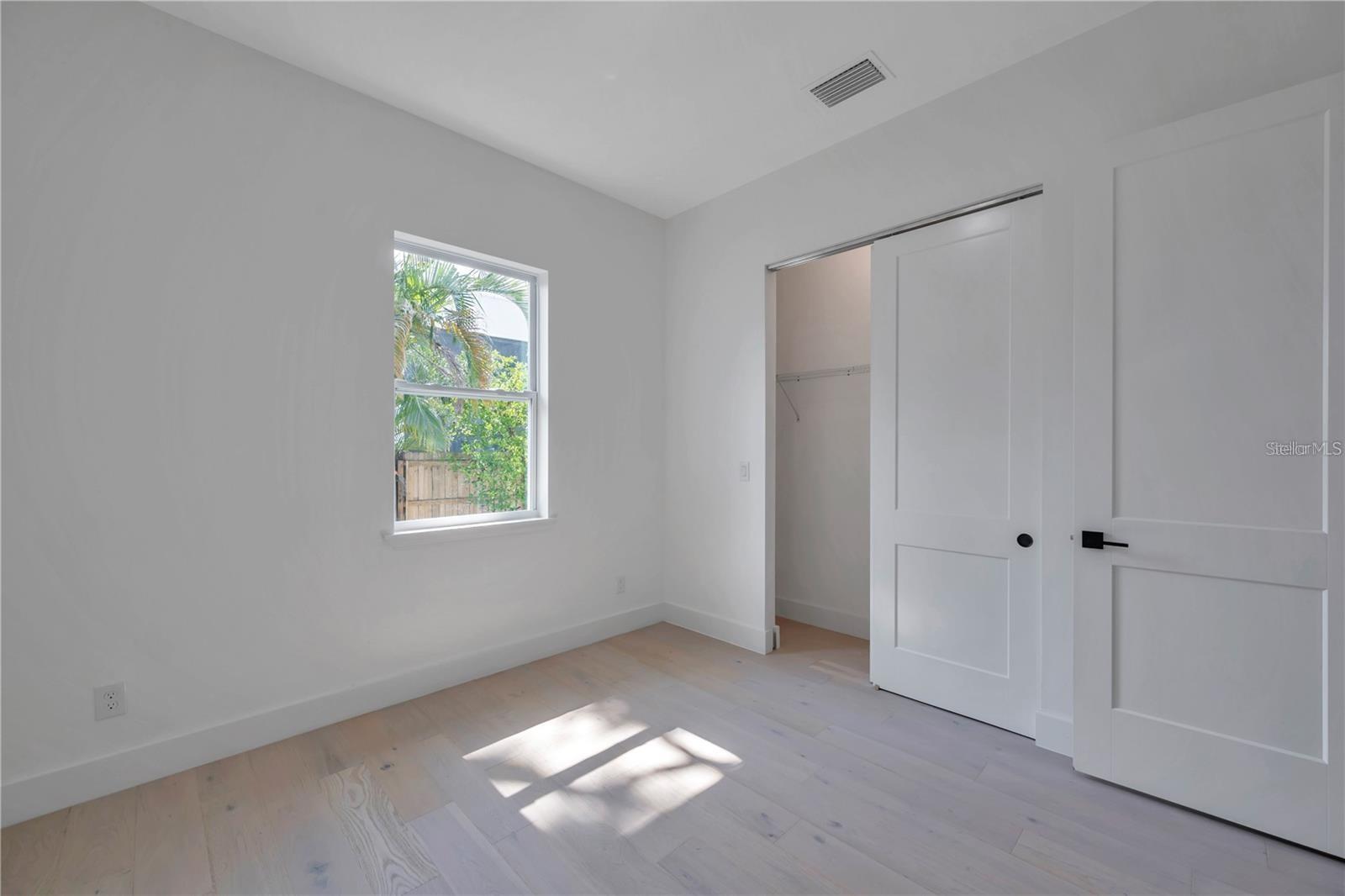 MANHATTAN MANOR REV - Residential