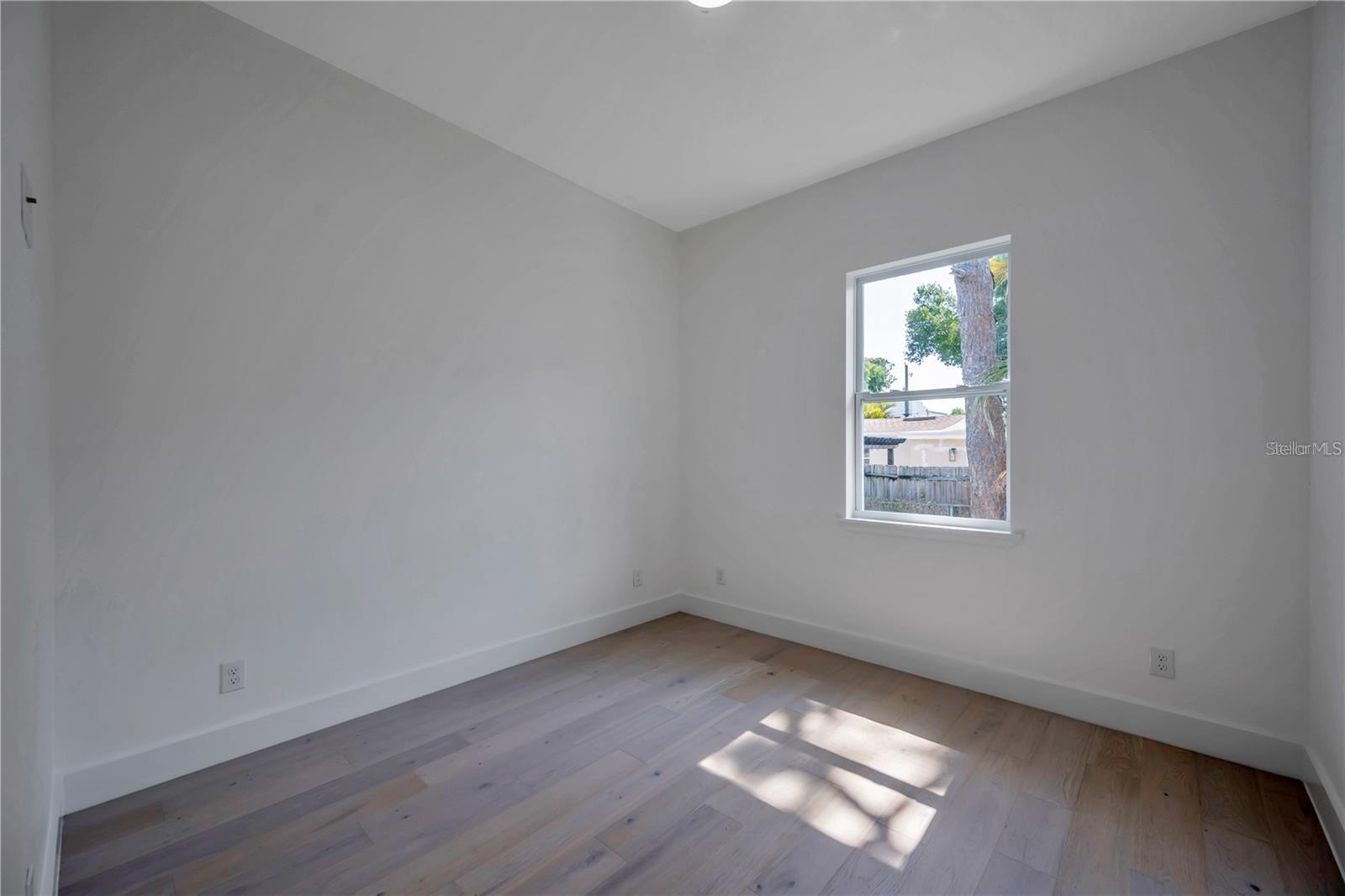 MANHATTAN MANOR REV - Residential