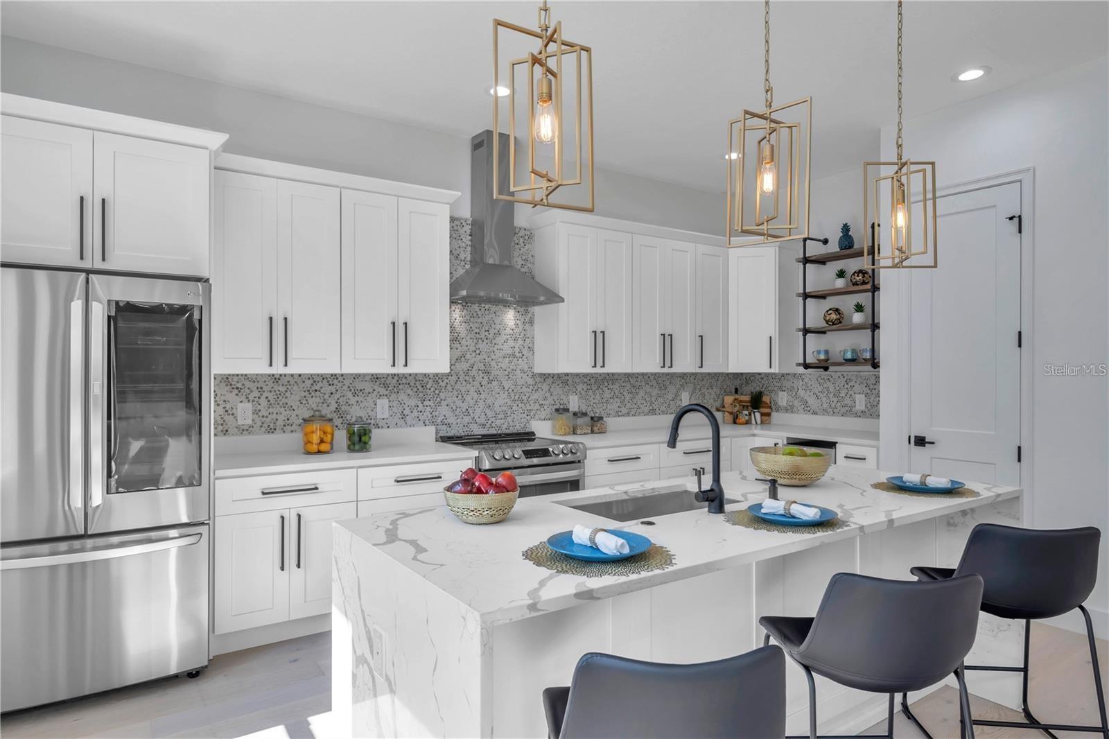 MANHATTAN MANOR REV - Residential