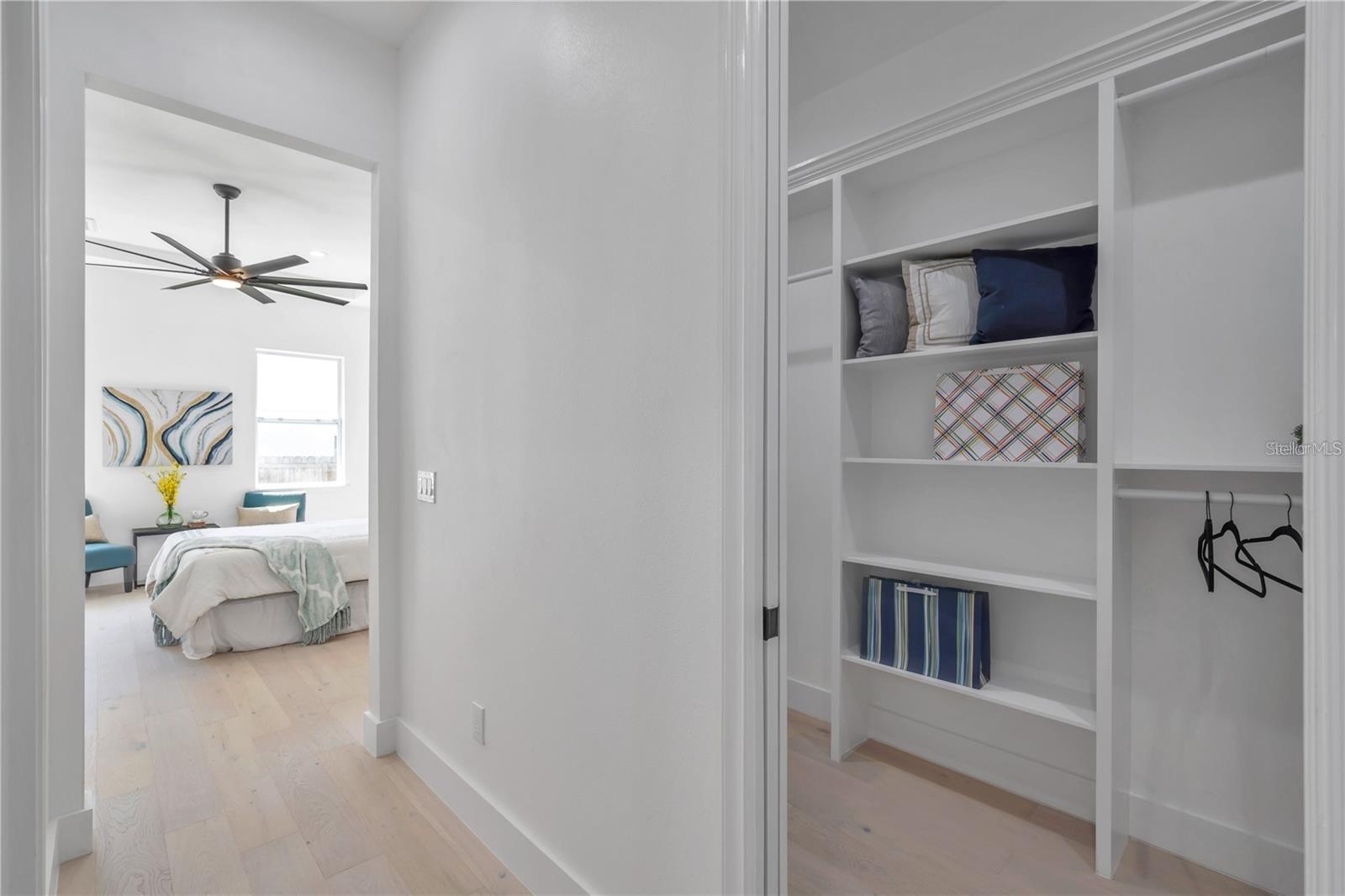 MANHATTAN MANOR REV - Residential