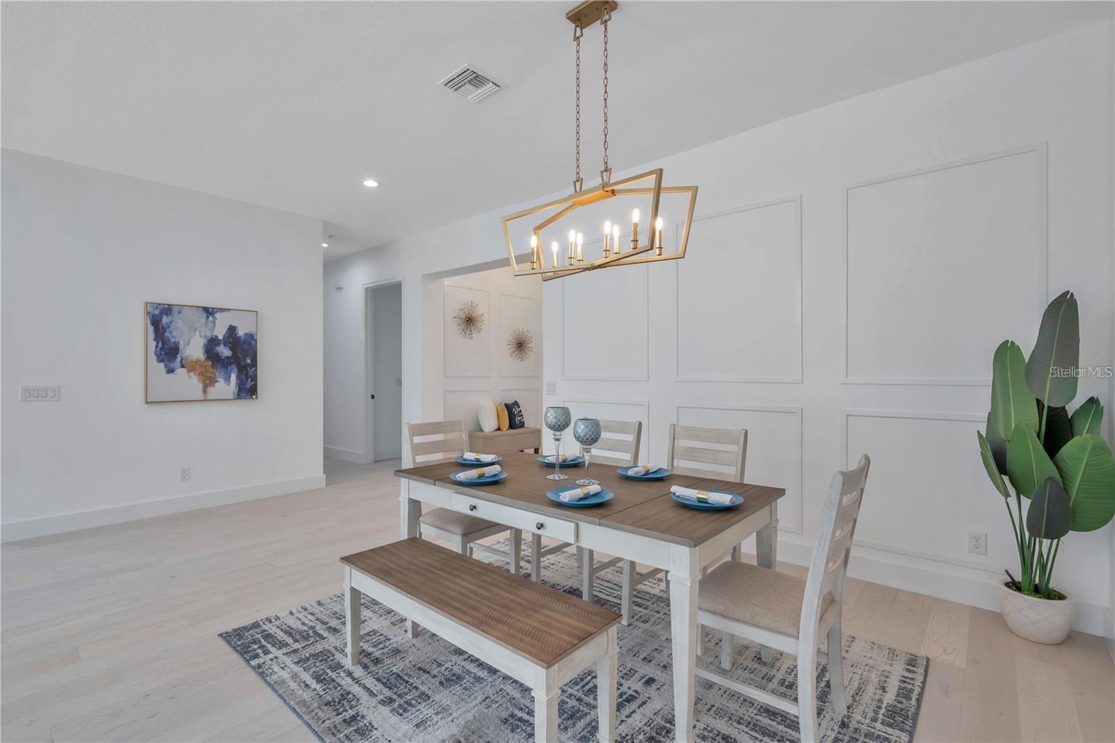 MANHATTAN MANOR REV - Residential