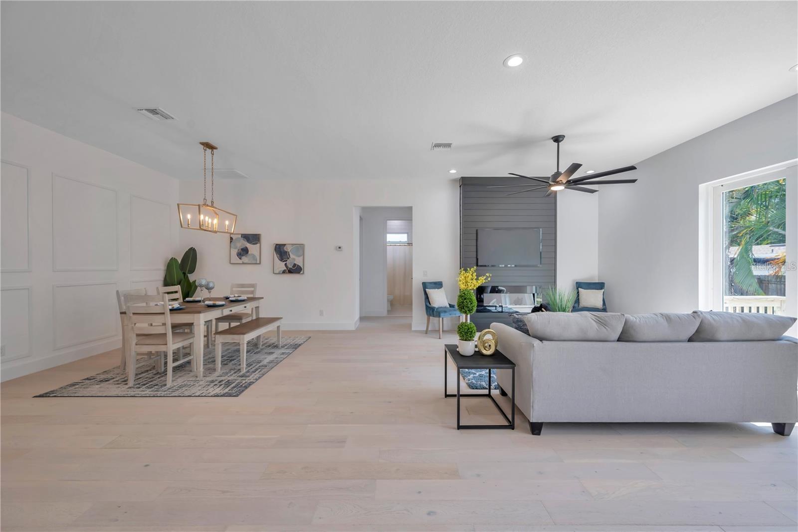 MANHATTAN MANOR REV - Residential